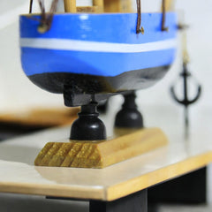 Barco Veleiro de Madeira em Miniatura - 15cm