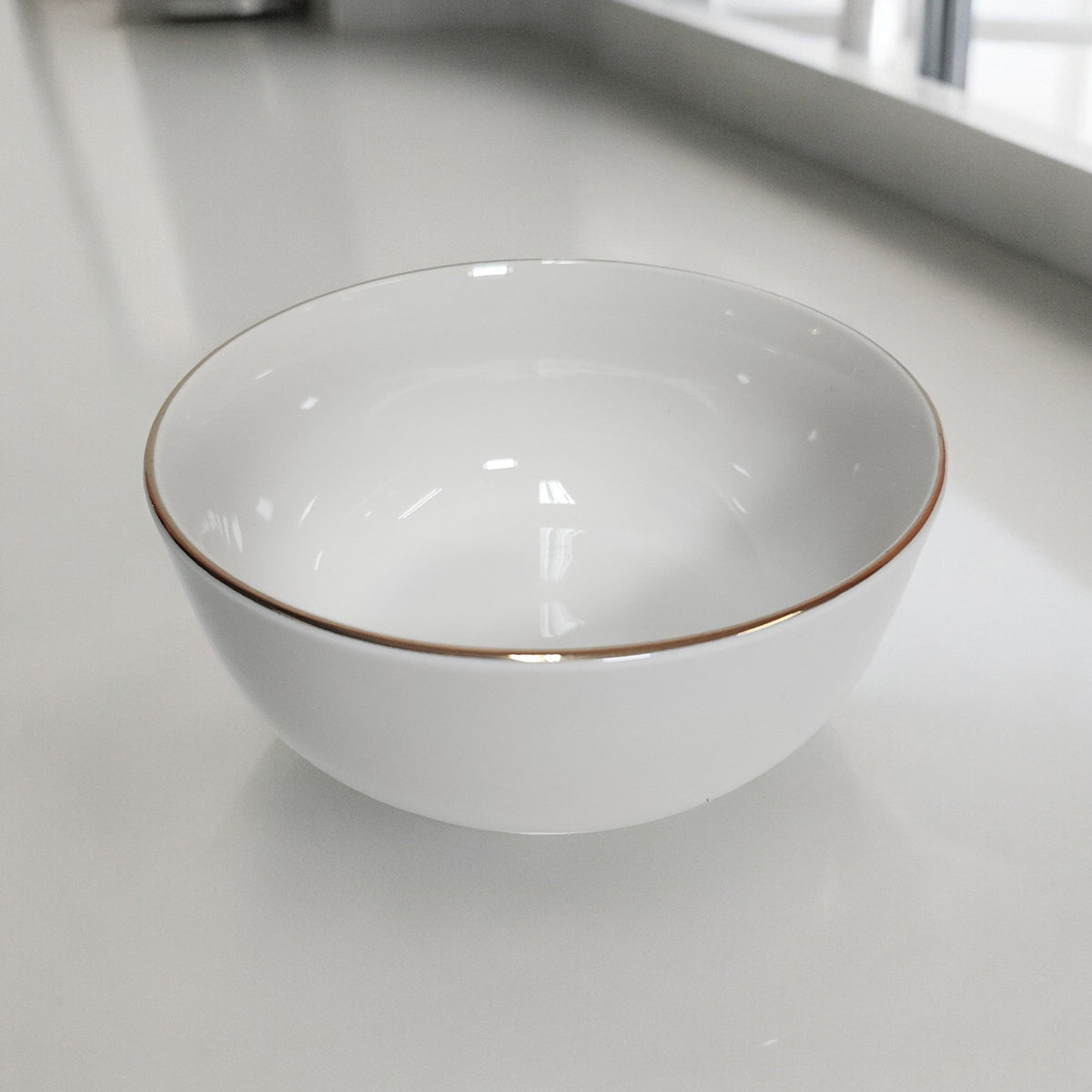 Bowl de Porcelana com Borda Dourada - 500ml - Tigela VDH03795