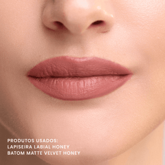 Lapiseira Retrátil para Lábios