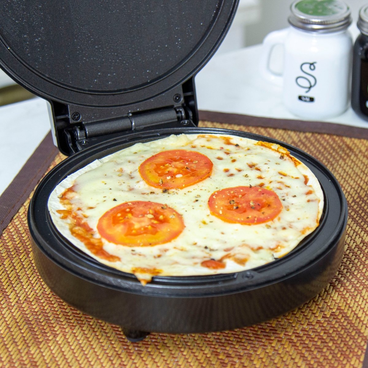 Máquina de Fazer Pizza e Omelete - 110V